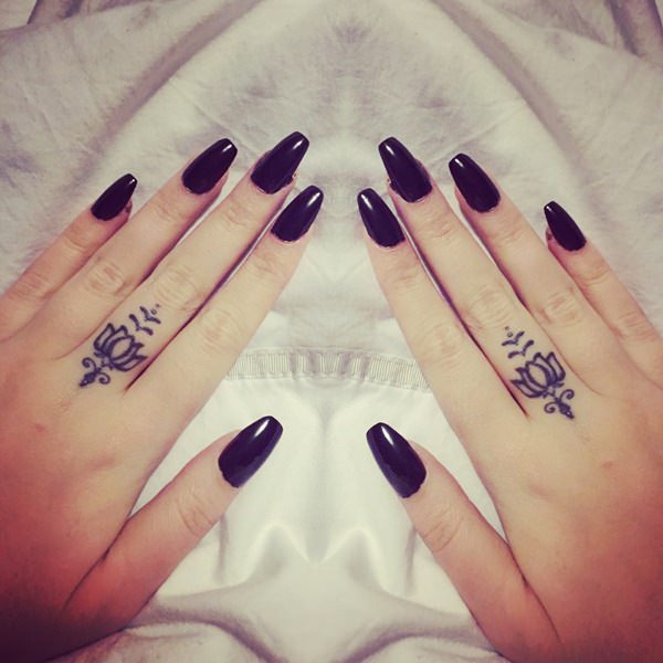 black-nail-designs-12041619