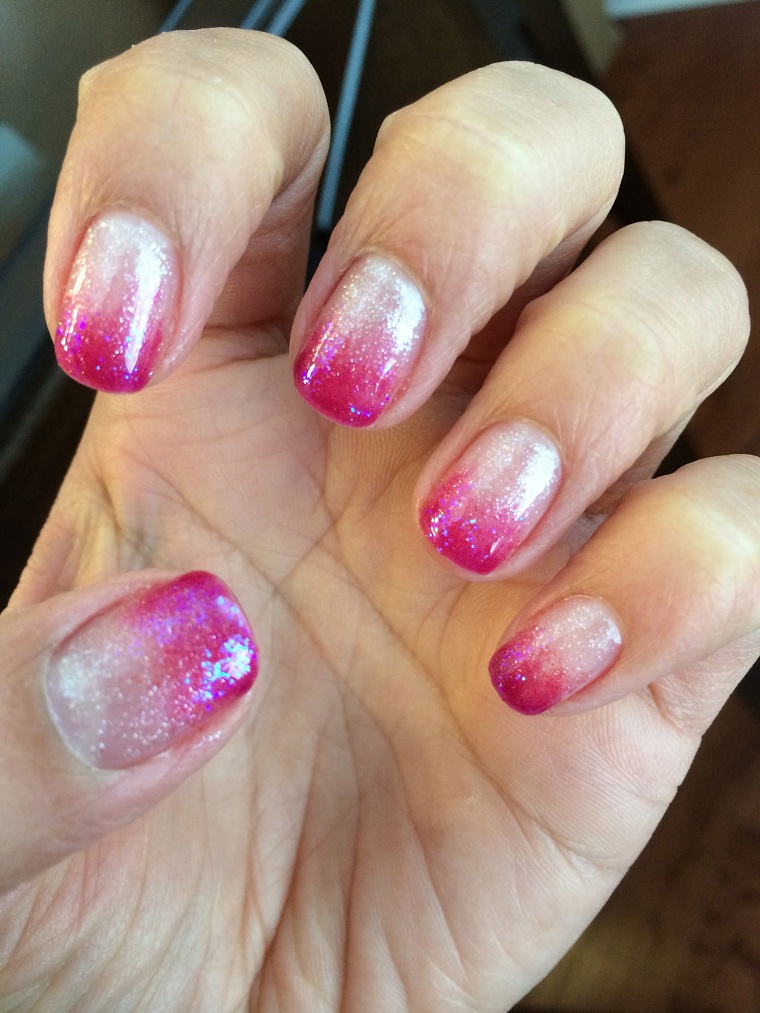 pink-gradient-gel-nails-nail-art
