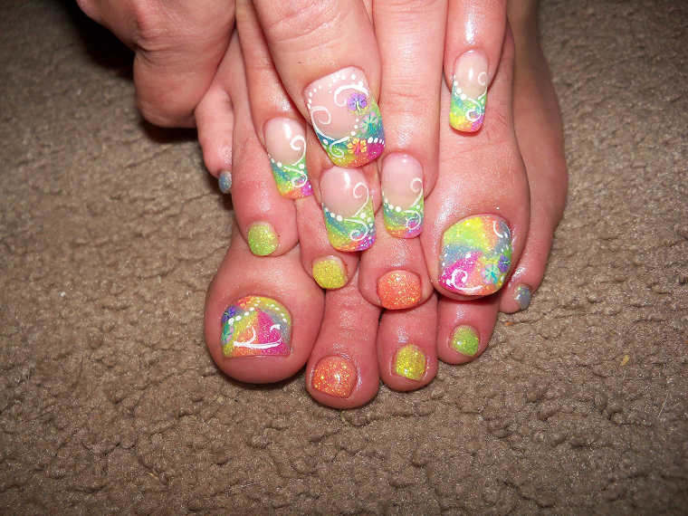 gel-manicure-hands-feet-rainbow