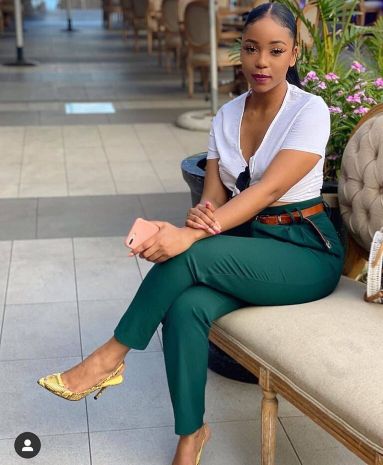 [GALLERY] – 35 Chic Outfit Pairings to Elevate Your Weekend Wardrobe