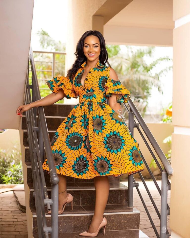 [GALLERY] – 25 Beautiful Simple Ankara Gown Styles For 2024