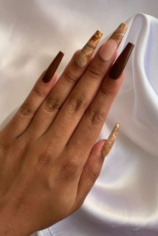 21 Splendid Brown Acrylic Nails For Every Season